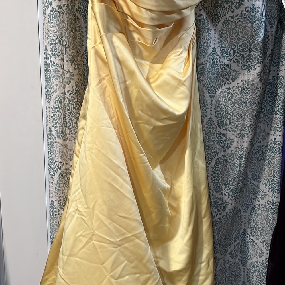 Davids Bridal Golden Yellow Gown Prom Homecoming Dress - Picture 8 of 13